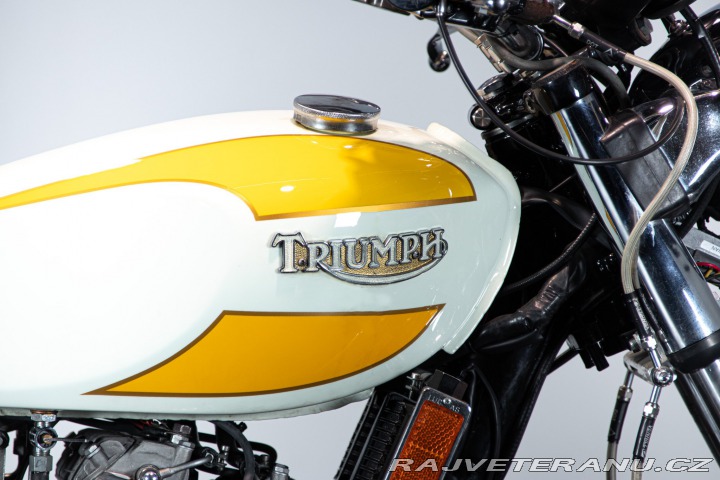 Triumph Trident T160 TRIDENT 1975