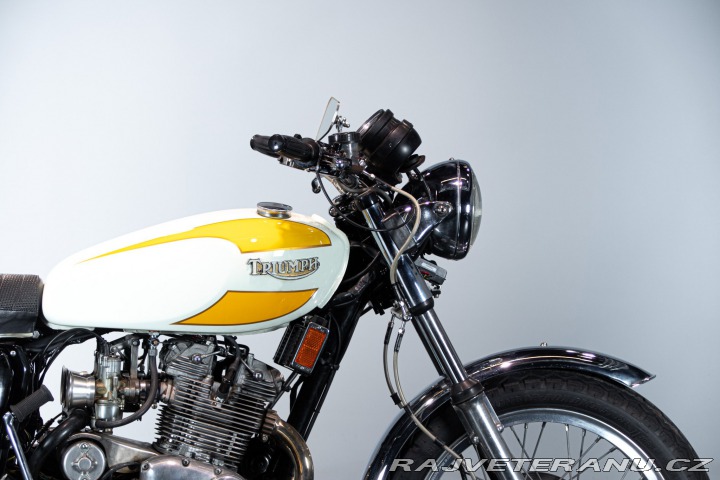 Triumph Trident T160 TRIDENT 1975