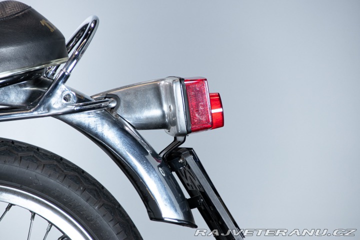 Triumph Trident T160 TRIDENT 1975