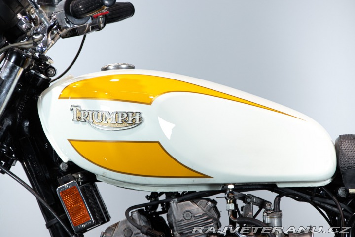 Triumph Trident T160 TRIDENT 1975