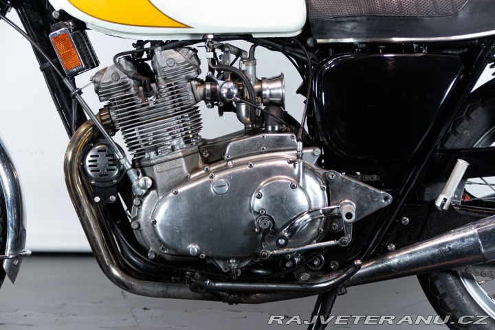 Triumph Trident T160 TRIDENT 1975