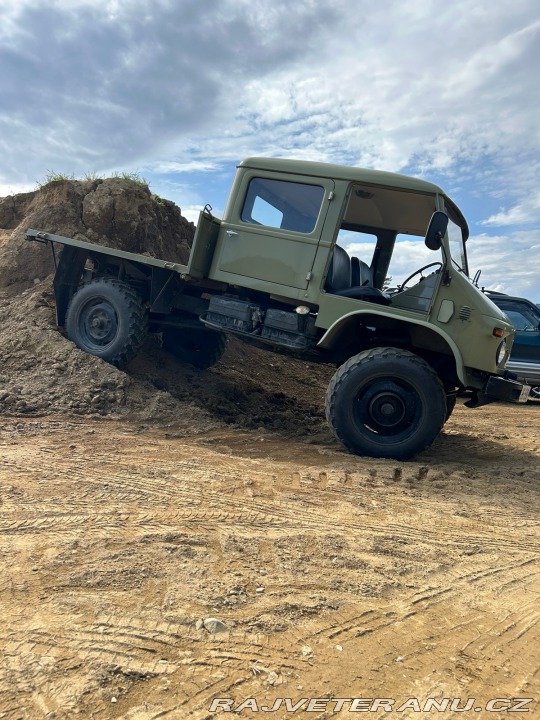 Mercedes-Benz Unimog 404S 1970
