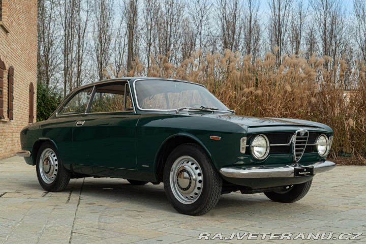 Alfa Romeo GT 1300 Junior Scalino 1966