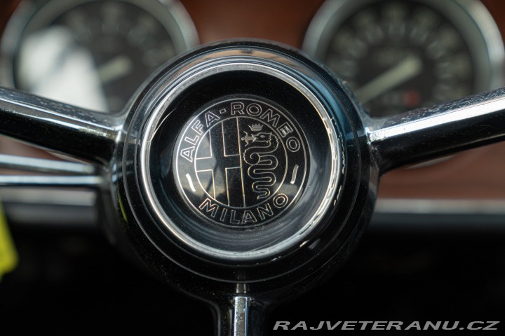 Alfa Romeo GT 1300 Junior Scalino 1966