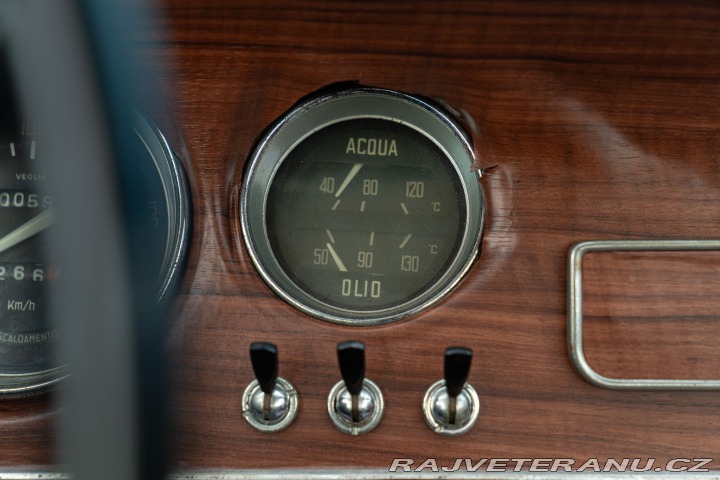 Alfa Romeo GT 1300 Junior Scalino 1966