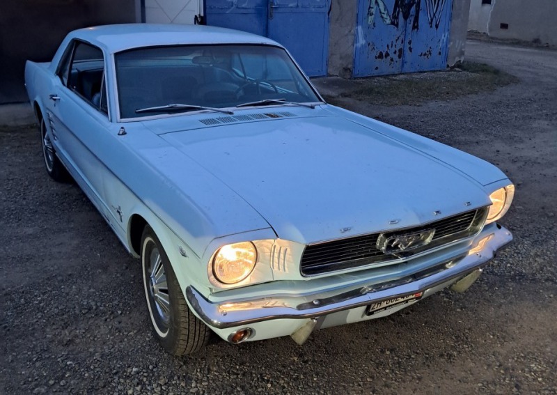 Ford Mustang 