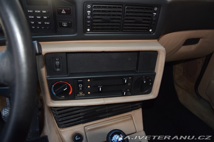 BMW M5 E28 M5 1988