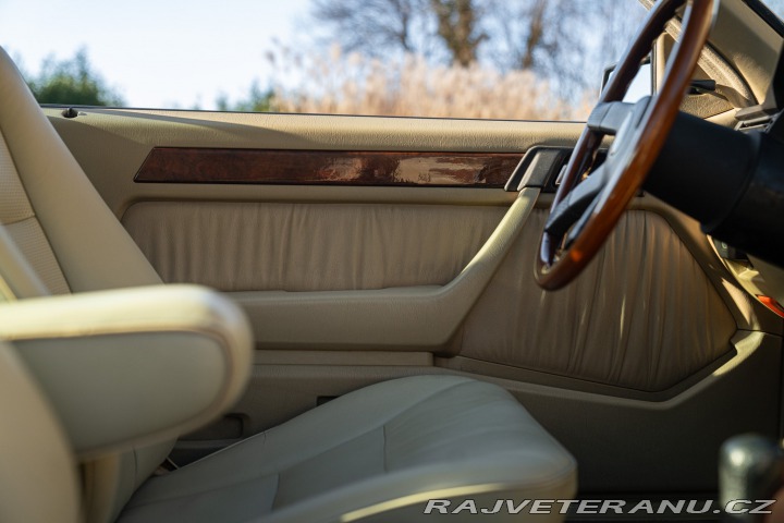 Mercedes-Benz 200 CE 200 1992