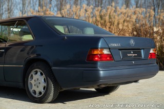Mercedes-Benz 200 CE 200 1992