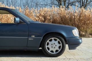 Mercedes-Benz 200 CE 200 1992