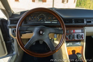 Mercedes-Benz 200 CE 200 1992
