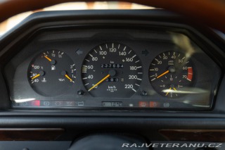 Mercedes-Benz 200 CE 200 1992