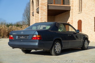 Mercedes-Benz 200 CE 200 1992