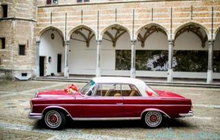 Mercedes-Benz 220 W 111 (220 SE)