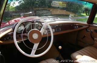 Mercedes-Benz 220 W 111 (220 SE) 1963