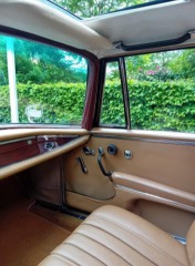 Mercedes-Benz 220 W 111 (220 SE) 1963