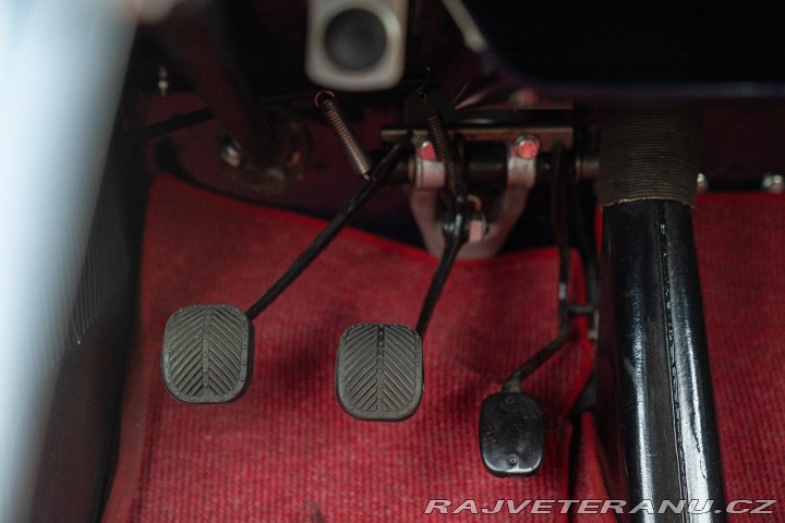 Ostatní značky Ostatní modely Steyr 700 C GIARDINETTA 1962