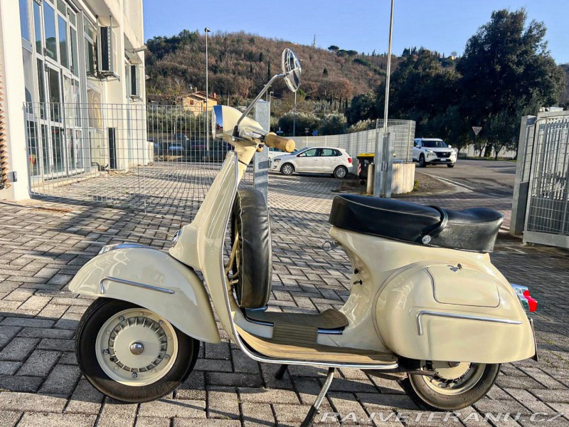 Piaggio Vespa 150 GL