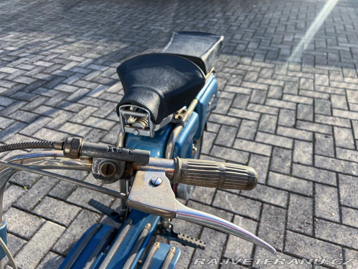 Ostatní značky Ostatní modely Innocenti LAMBRETTA 125 TIPO B 1951