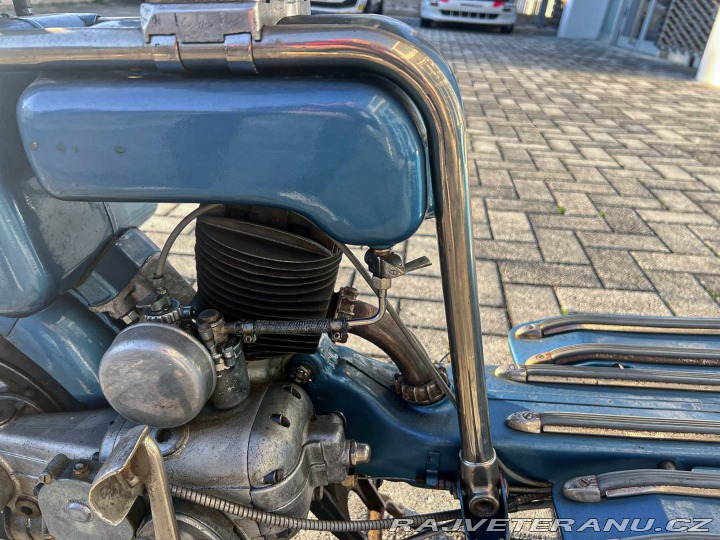 Ostatní značky Ostatní modely Innocenti LAMBRETTA 125 TIPO B 1951