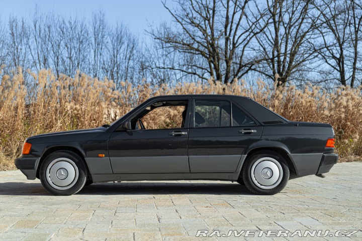 Mercedes-Benz 190 E 1989