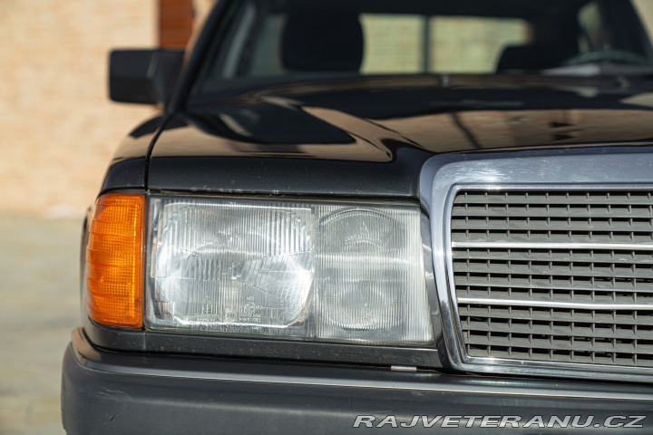 Mercedes-Benz 190 E 1989