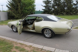 Oldsmobile Cutlass 455 V8, manuál 1968