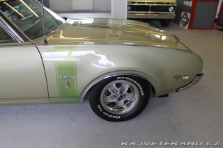 Oldsmobile Cutlass 455 V8, manuál 1968