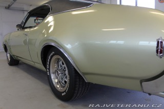 Oldsmobile Cutlass 455 V8, manuál 1968
