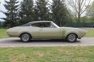 Oldsmobile Cutlass 455 V8, manuál 1968