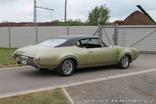 Oldsmobile Cutlass 455 V8, manuál 1968