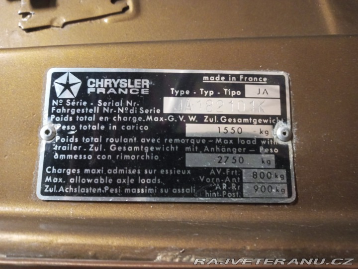 Chrysler 180 2-L automatique 1973