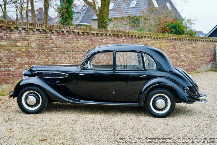 BMW 326 s first four-door 1937