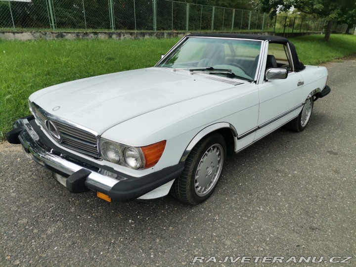 Mercedes-Benz SL 560 1988