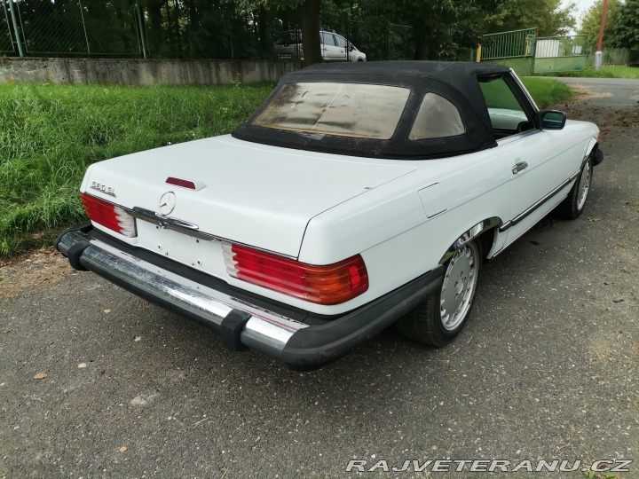 Mercedes-Benz SL 560 1988