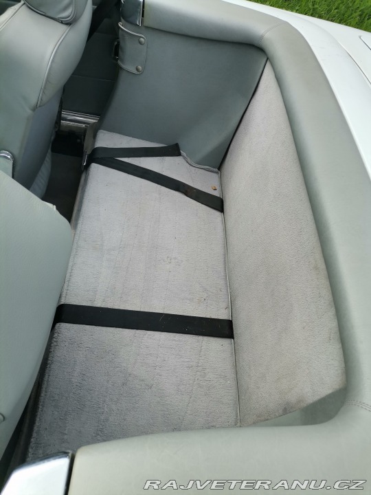 Mercedes-Benz SL 560 1988
