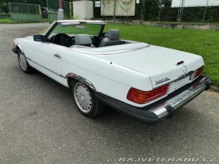 Mercedes-Benz SL 560 1988