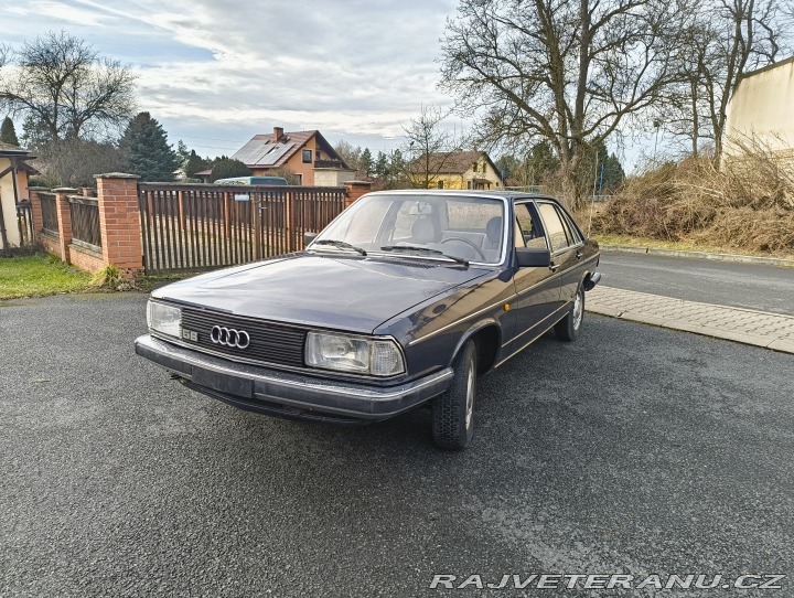 Audi 100 S5 5válec 1982