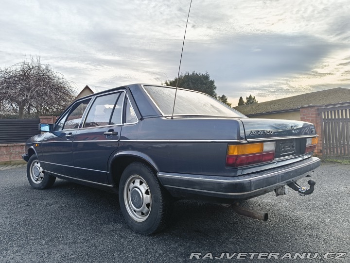 Audi 100 S5 5válec 1982