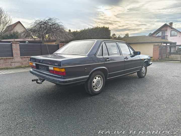 Audi 100 S5 5válec 1982