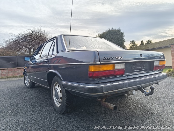 Audi 100 S5 5válec 1982