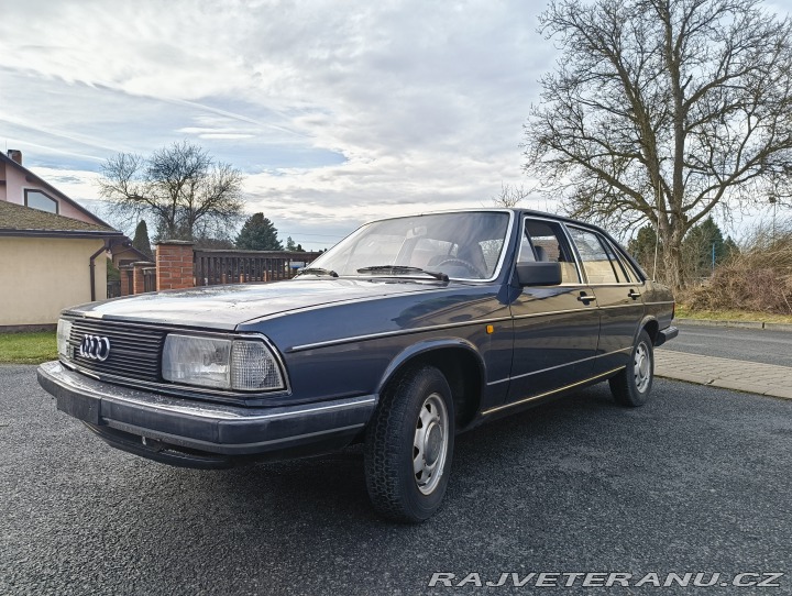 Audi 100 S5 5válec 1982