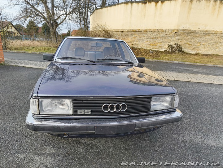 Audi 100 S5 5válec 1982
