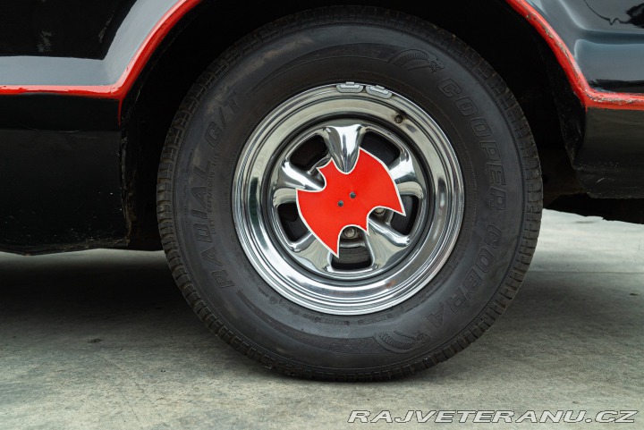 Lincoln Ostatní modely Original Batmobile Replica 1966