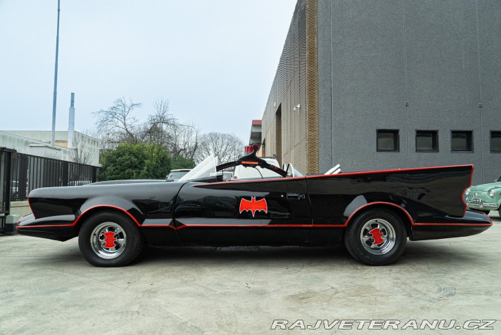Lincoln Ostatní modely Original Batmobile Replica 1966