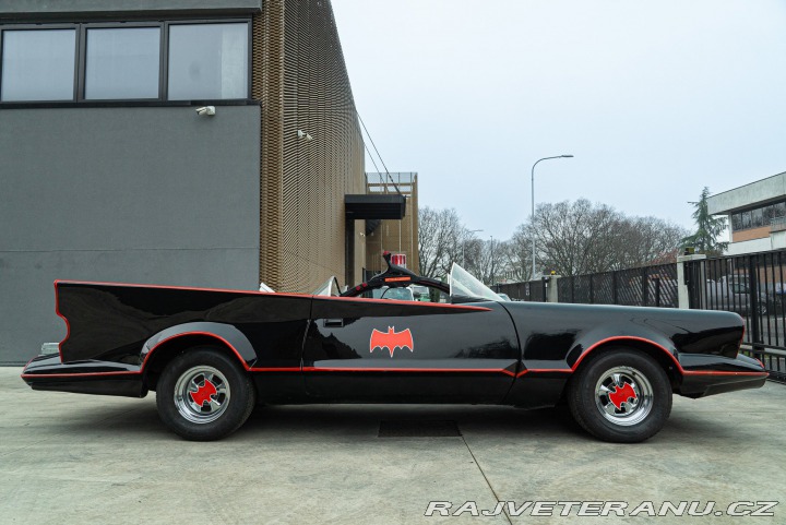 Lincoln Ostatní modely Original Batmobile Replica 1966