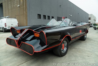 Lincoln Ostatní modely Original Batmobile Replica 1966