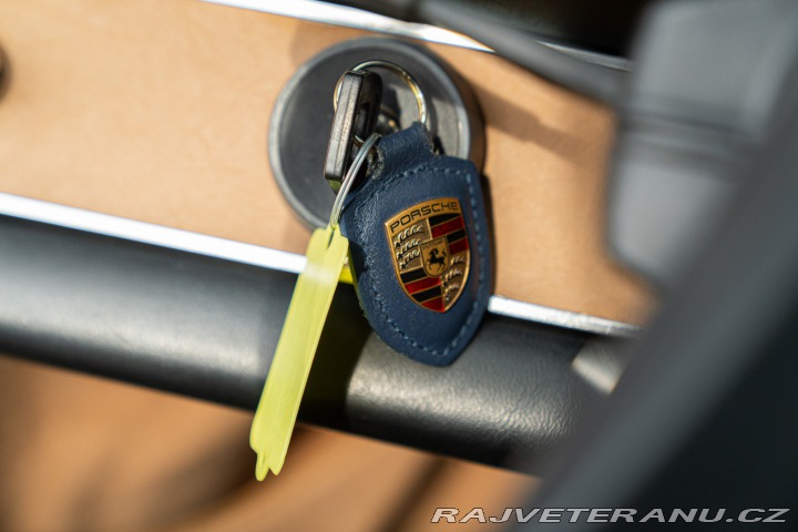 Porsche 911 TARGA 2.4 S OIL KLAPPE 1972