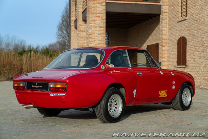 Alfa Romeo 2000 GT 2000 VELOCE replica GTAM 1973
