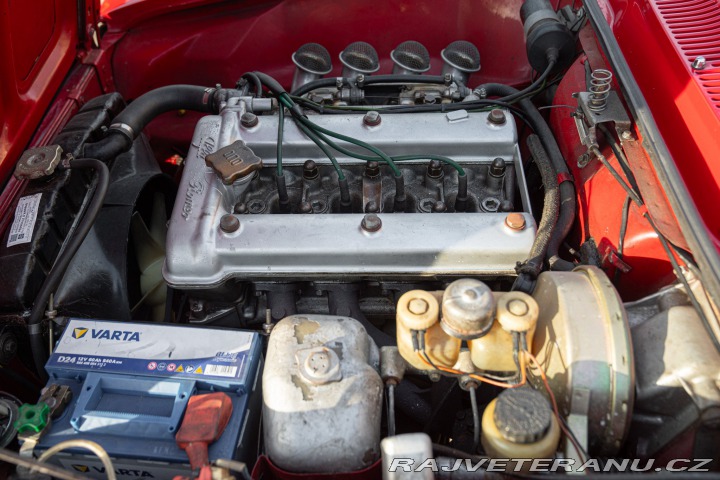 Alfa Romeo 2000 GT 2000 VELOCE replica GTAM 1973